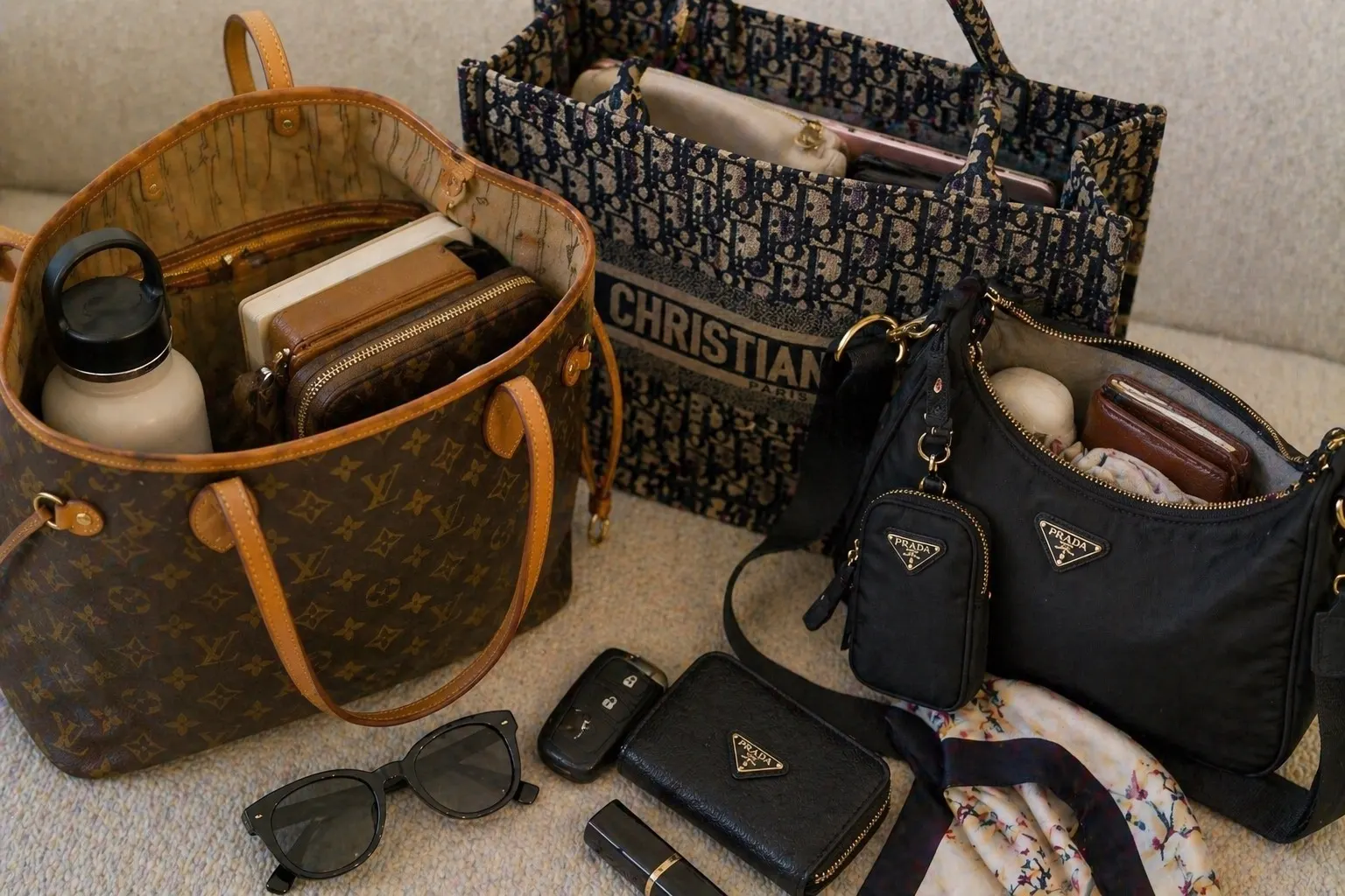 Best Bags for Moms and Busy Days in 2026: Luxury That Still Works bag detail illustration